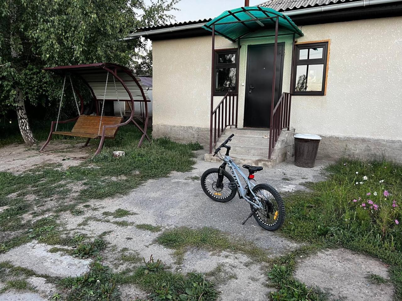 Bulak Hotel Karakol Exterior photo